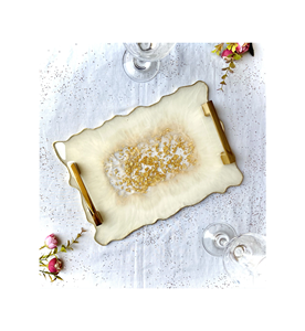 Plateau en résine époxy Rectangle Articles de cuisine en résine Fournisseur de gros Plateau de service en résine avec poignée en laiton - Product Image 1