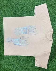 เสื้อยืดผ้าซาตินขนาดใหญ่พิเศษใส่ฤดูร้อนออกแบบโลโก้แบบกำหนดเองได้โดยไม่สวมปกเสื้อสไตล์สตรีทไซส์ใหญ่พิเศษ - Product Image 3