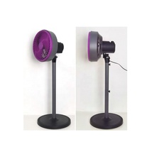 Ventilateur silencieux à 3 pales à 3 vitesses à usage domestique Nouveau design Ventilateurs électriques simples de 10 pouces sur pied en plastique pour la maison