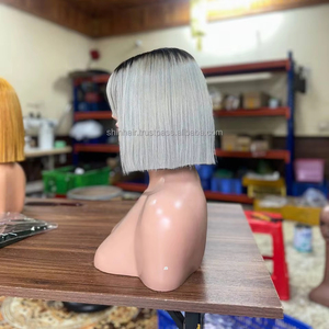 วิกผมสั้นสีเทาอมเทาสำหรับผู้หญิงผิวดำปลายหนาสองชั้นแบบเรียบหรู - Product Image 1