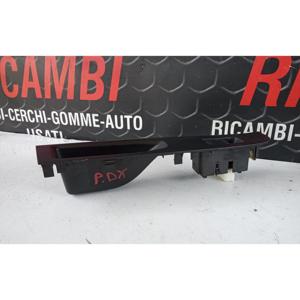 แผงปุ่มด้านหลังขวา TOYOTA Yaris Series (17>20) รุ่น 848100D030 - Product Image 3