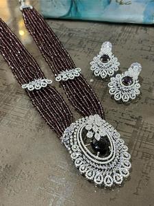 ชุดสร้อยคอพร้อมต่างหูประดับด้วยลูกปัดไฮโดรและพลอย CZ คุณภาพพรีเมียมเคลือบเงินสวยงาม เหมาะสำหรับงานแต่งงาน สำหรับผู้หญิง - Product Image 6