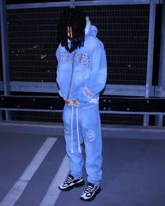 Survêtement personnalisé en strass délavé à l'acide hommes Streetwear en détresse ensemble sweat à capuche et pantalon de survêtement soleil délavé français éponge survêtement - Product Image 1