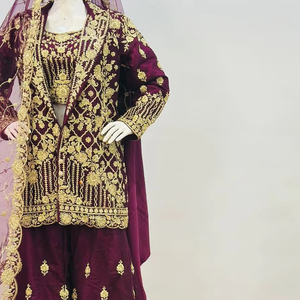 Collection hivernale pakistanaise: 5 motifs de mariée avec Jarkan Work, Heavy Blouse, Lehenga, Dupatta et Plazo en 9 couleurs époustouflantes - Product Image 1