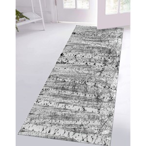 Alfombra de Bosque de Abedules, Alfombra Estampada, Alfombra Antideslizante Interior en Blanco y Negro, Alfombra de Chenilla - Product Image 2