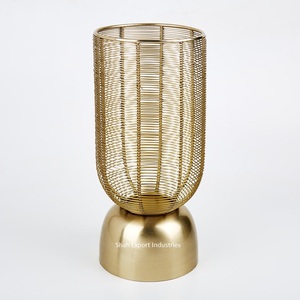 Vase à fleurs doré de luxe piédestal décoratif Vase à fleurs en fil métallique pour la maison salon décorations de table - Product Image 1