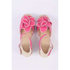 Alpargata cerrada con punta en cuña - Product Image 4