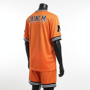 Conjunto Deportivo de Malla de Poliéster Premium para Hombre, Transpirable, Color Naranja, con Logotipo Bordado por Transferencia de Calor - Product Image 4