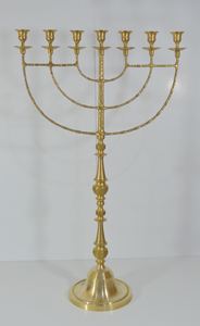 Candelabro Decorativo de Aluminio Moderno de Lujo, Candelabro Moderno de 7 Brazos Hecho a Mano en India con Base de Aluminio - Product Image 4