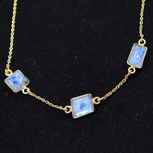 Collar con colgante de piedra lunar Natural de piedra Triple, joyería de piedra de cristal Natural para ella, joyería elegante, joyería de cristal curativo - Product Image 2