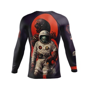 เสื้อแรชการ์ดแขนสั้นสำหรับผู้ชาย ป้องกันรังสียูวี UPF50 พร้อมแถบเสริมด้านข้างเพื่อการระบายอากาศ ความคล่องตัว ตะเข็บแบบ Flatlock เพื่อความสบายและทนทาน - Product Image 6