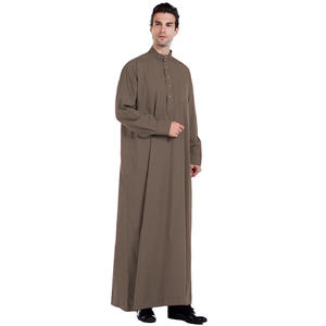 Vêtements musulmans traditionnels Thobe pour hommes Vente en gros Thobes sur mesure Uni tendance Nouveau design Jubbah pour hommes - Product Image 5