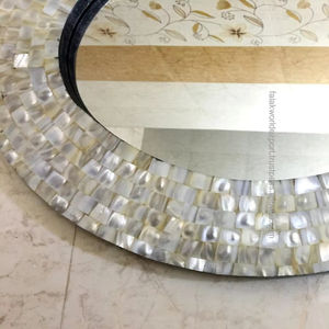 Marco de espejo de pared de madre perla elegante y lujoso para decoración del hogar espejo MOP de Falak World Export - Product Image 2