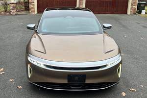 L-ucid Air Dream Edition 2022 Usado, ~4400 Millas, 1111 Caballos de Fuerza, Motor Dual, Tracción en las Cuatro Ruedas, Sin Modificar - Product Image 2