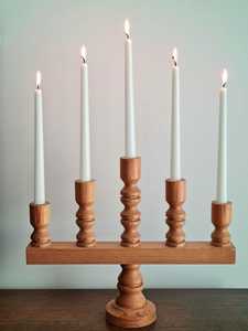 Menorá Plegable de Madera de Haya Natural Hecha a Mano, Candelabro de Siete Brazos, Decoración Modular Única para Mesa de Hogar, Judaica para Festividades Judías - Product Image 3