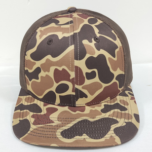 Chapeau de camionneur Old School en cuir personnalisé de qualité supérieure avec logo à 6 panneaux chapeau de camionneur en maille style camouflage chapeau vierge - Product Image 2