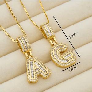 Colgante Inicial de Moissanita de Alta Calidad, Corte Redondo y Económico, 0.80 Quilates, Chapado en Oro, Dije con Letra del Alfabeto para Mayoristas de Joyería - Product Image 6