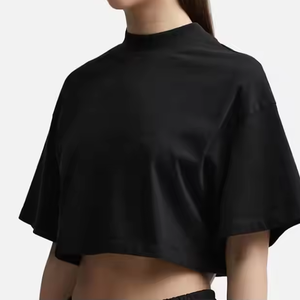 Top elegante de manga corta con camisetas recortadas para mujer OEM para uso informal y activo - Product Image 2