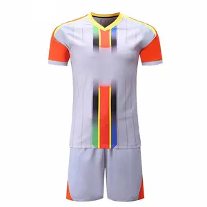 Voetbal Zwart En Witte Broek En Sokken Lange Mouwen Voetbal Jersey Voetbal Slijtage