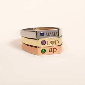 Bague personnalisée avec pierre de naissance, nom gravé, bijoux en argent sterling, mariage, design élégant et minimaliste, à porter tous les jours, cadeau, symbole d'amour - Product Image 1