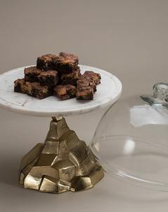 Support à gâteau en métal doré à la feuille antique avec des détails complexes Présentoir à desserts élégant Parfait pour les événements à thème vintage LEAF NEW - Product Image 5