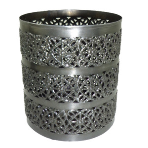 Ensemble intérieur et extérieur de 3 bougeoirs en métal plaqué argent pour décoration de Noël faits à la main - Product Image 2