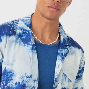 ชุดเสื้อเชิ้ตและกางเกงขาสั้นสำหรับผู้ชายเสื้อสองชิ้นย้อมสีมัดย้อมแบบกำหนดเองสำหรับฤดูร้อน - Product Image 4