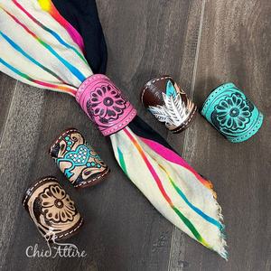 Novedades al por Mayor, Anillo de Cuero Genuino Hecho a Mano, Estilo Western, para Pañuelo, Bandana, Brazalete para Vaqueras - Product Image 1