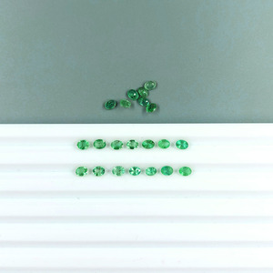 Esmeraldas naturales de Zambia calibradas en forma ovalada de 3x4 mm, cabujones sueltos de esmeralda natural para la fabricación de joyas, listas para usar. - Product Image 2