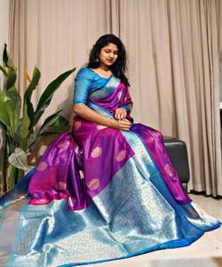 Lujosos adornos de perlas Festival de moda Use Organza Saree con motivos florales y bordes de perlas. - Product Image 6