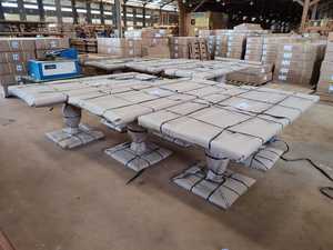 Table de salle à manger rectangulaire en bois de teck naturel de 240 cm faite à la main Table de jardin extérieure en bois résistant aux UV jambes croisées atelier à domicile - Product Image 6