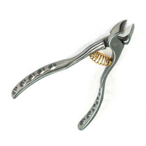 Pince à cuticules au design personnalisé Pince à ongles professionnelle pour manucure et pédicure Salon de beauté - Product Image 5