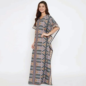 ชุดเดรสยาวผ้าฝ้ายพิมพ์ลายสมมาตร 100% ผ้าฝ้ายพิมพ์ลายดิจิทัลหลากสีสันแบบยาว - Product Image 4