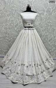 Magnifique fil de coton Lakhanvi fonctionne Lehenga avec Pure Bandhej Dupatta - Product Image 2