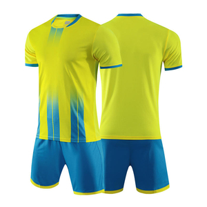 Usines 2026 proposant des uniformes de football de haute qualité en polyester 100 % écologiques en grandes quantités, services OEM/ODM, étiquette privée - Product Image 3