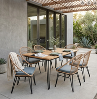 Ensemble de salle à manger d'extérieur, table en bois avec 6 chaises en rotin tressé, meubles de jardin