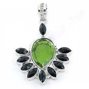 Colgante de Plata 925 con Baño de Rodio en Oro Rosa, con Peridoto y Ónix, Hecho a Mano, para Mujer - Product Image 3