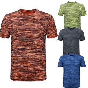Nouveauté T-shirt personnalisé pour hommes Fabricant de haute qualité T-shirt en coton pour hommes Vente en gros T-shirt avec logo personnalisé pour hommes Vêtements à sublimation - Product Image 2
