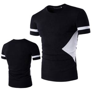 T-shirt en coton surdimensionné pour hommes à la mode imprimé graphique Streetwear urbain été décontracté mode Look quotidien t-shirt Stock - Product Image 1