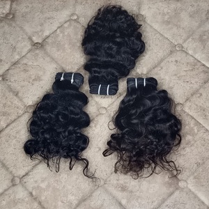 Cheveux Bouclés Cheveux Humains Bruts Non Transformés Vente en Gros 100% Cuticules Alignées Vendeurs Indiens Naturels - Product Image 1