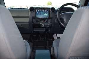 Usado para el Mercado Global 2023, Pick-up DLX 6.1-8L Automático Inteligente, Sin Accidentes, en Buenas Condiciones, Color Oscuro - Product Image 4