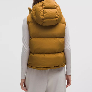 Venta al por mayor de las mujeres logotipo personalizado recortado chaleco acolchado para la venta de las mujeres de moda de cuello alto cremallera recortada chaleco acolchado - Product Image 2