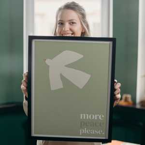 Producto con Patrón de Naturaleza Muerta Elegante: Más Paz, por Favor - Product Image 5