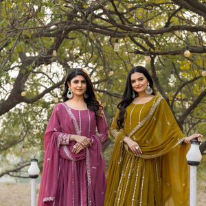 Robe de soirée et de mariage au design tendance, en faux georgette, avec broderie lourde de sequins et dupatta brodé de sequins - Product Image 1