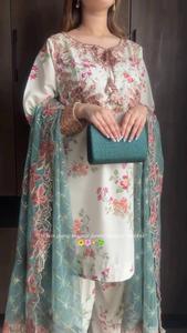 Top de trabajo con estampado y bordado de secuencia de seda Modal de desgaste étnico indio y bordado de secuencia de red Palazzo Butter Fly Dupatta - Product Image 5