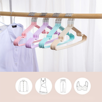 Cintre à vêtements simple et sans couture pour la maison, en métal, pour adulte, 40 g, antidérapant, avec rainure, cintre en plastique trempé