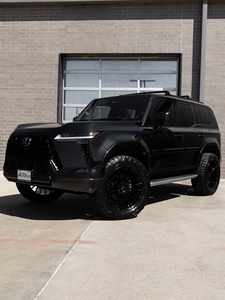 OFERTA PROMOCIONAL EN NUESTRO NUEVO LEXUS GX 550 PREMIUM+ DE 26 PULGADAS, 160 MILS, STOCK-21097 CON KIT DE ELEVACIÓN DE COLLARÍN PREINSTALADO DE WESTCOTT DESIGNS - Product Image 2