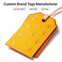 Étiquettes en papier personnalisées avec logo, étiquettes suspendues, étiquettes personnalisées avec motif de patte en relief, étiquettes de marque pour animaux de compagnie en carton bicolore