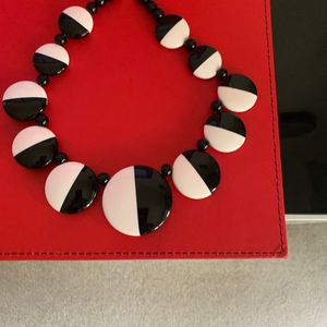 Collar indio Lucite de resina hecho a mano de la mejor calidad para damas y niñas, cadena de cuentas de Color blanco y negro, principales fiestas de moda de perlas - Product Image 2