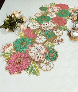 ผ้าปูโต๊ะลูกปัดแฮนด์เมดดอกไม้สีชมพู - Product Image 2